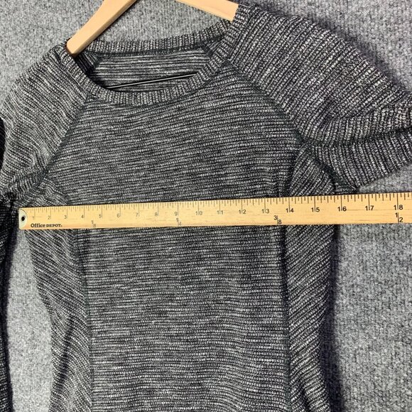 Lululemon Womens Gray Long Sleeve Pullover Top Size 6 - Picture 5 of 9